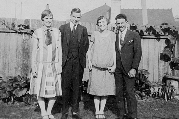 Lyons - Hart, probably about 1930